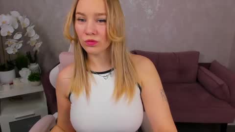 Snapshot of melissaking_ chatting on 05.27.26 Melissa GTM2 1015 am- 1745am online show from 05.27.26