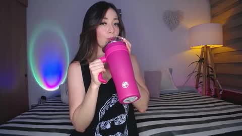 Melissa Lopez  online show from 02.19.25