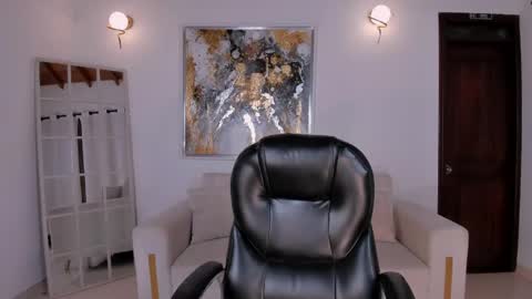 Call me Meli online show from 04.19.26