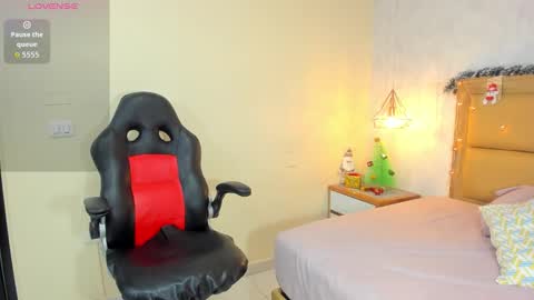    online show from 11.29.25