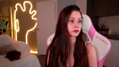 Snapshot of melissaxcbx chatting on 10.02.25 NEXT STREAM in 7 3gmt--- online show from 10.02.25