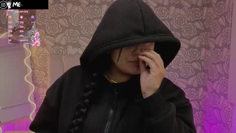 Mellani  online show from 10.01.25