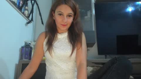 MellyMell  online show from 10.10.25