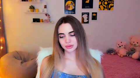 Tessa online show from 02.01.25