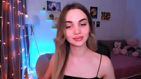 Tessa online show from 03.12.25