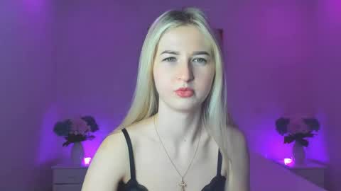 Mellina online show from 02.18.25