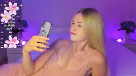 Mellina online show from 09.25.25