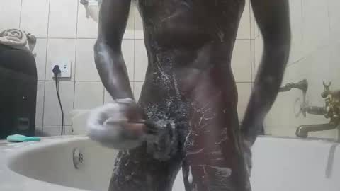 Snapshot of mello_sins chatting on 11.17.25 mello_sins online show from 11.17.25