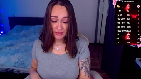 Mel online show from 10.22.25