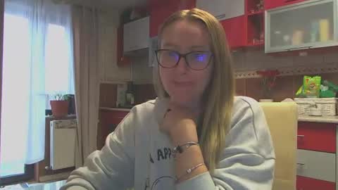 Snapshot of melly_rosey chatting on 02.27.25 Melly online show from 02.27.25