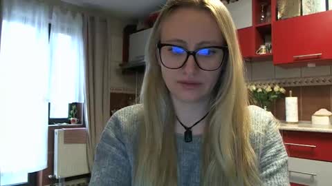 Melly online show from 03.03.26