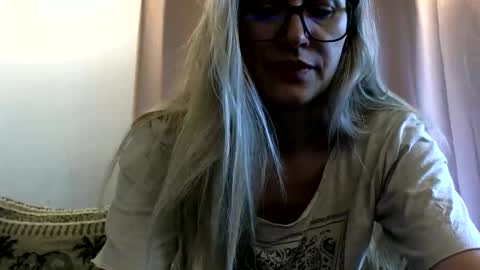 Melly online show from 05.28.26