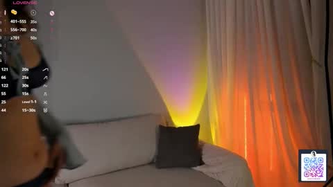 Mel online show from 10.24.25