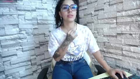 MELODY  HILS online show from 01.25.25