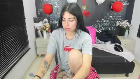 Snapshot of melody_hottt_ chatting on 03.09.25 Melody online show from 03.09.25