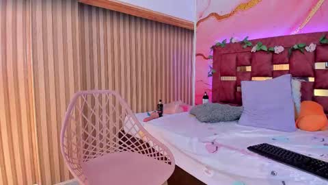 Mixie online show from 02.19.25