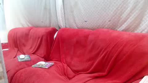 Snapshot of melody_phillips2 chatting on 02.04.25 melody phillips online show from 02.04.25