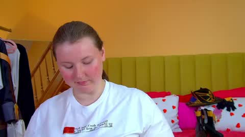 Melody online show from 04.25.26