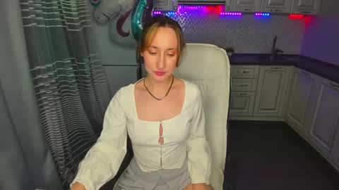 Snapshot of melodyoflovee chatting on 02.06.25 Kaylie online show from 02.06.25