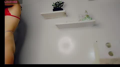 Snapshot of melodyxhot chatting on 04.14.26 melodyxhot online show from 04.14.26