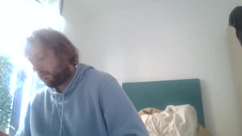 Snapshot of memo20cm chatting on 12.18.25 memo20cm online show from 12.18.25