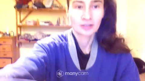 Snapshot of memorningdew chatting on 01.13.25 Yummygirl online show from 01.13.25