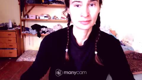 Snapshot of memorningdew chatting on 09.27.25 Yummygirl online show from 09.27.25