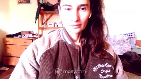 Snapshot of memorningdew chatting on 11.15.25 Yummygirl online show from 11.15.25