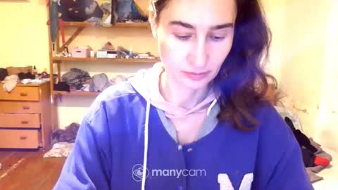 Snapshot of memorningdew chatting on 11.23.25 Yummygirl online show from 11.23.25