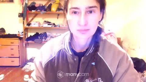 Snapshot of memorningdew chatting on 02.18.26 Yummygirl online show from 02.18.26