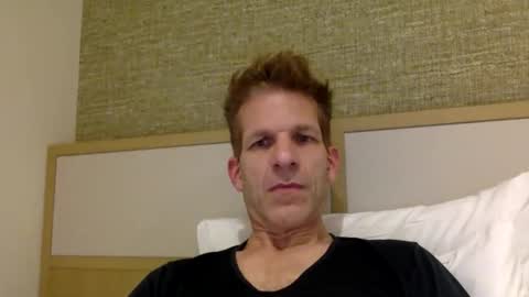 Snapshot of men2024again chatting on 11.03.25 Andres online show from 11.03.25