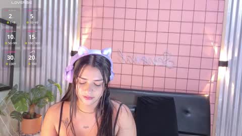 Princess Mensia online show from 12.22.25