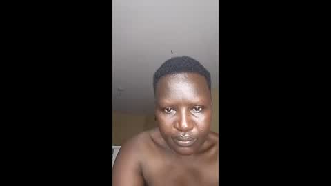 menza12 online show from 12.04.25