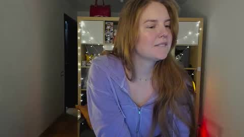 Flora  Next stream November 17th at 6  GMT online show from 02.04.26