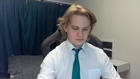 Mickey online show from 12.22.24