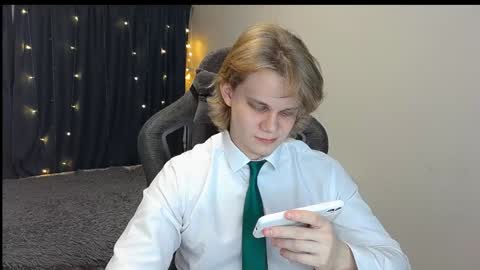 Mickey online show from 12.27.24