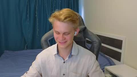 Mickey online show from 10.15.25