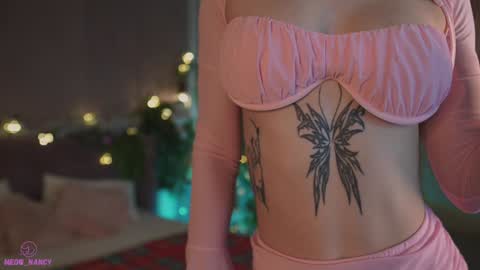 Heeyyooo Im Nans Subscribe to me I will be glad online show from 12.31.24