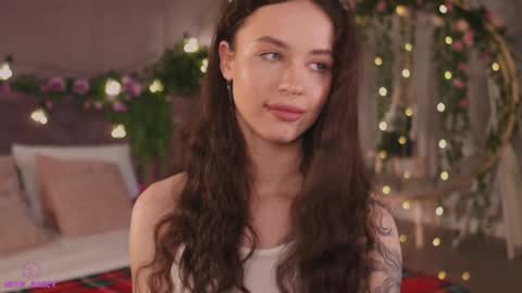 Heeyyooo Im Nans Subscribe to me I will be glad online show from 01.25.25