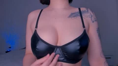 My links --- online show from 10.05.25