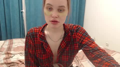 Snapshot of meowjey chatting on 01.08.25 Jey online show from 01.08.25