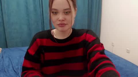 Snapshot of meowjey chatting on 03.08.25 Jey online show from 03.08.25