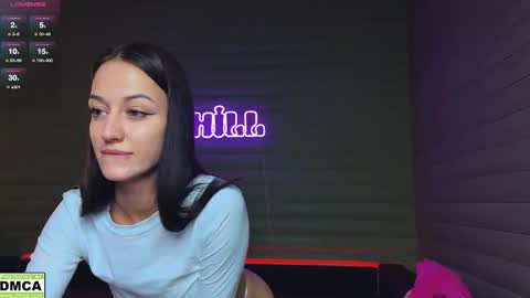  NIKKY  STIVE     Every day from 1000  to 200  EST time. online show from 09.19.25