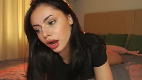 Marii online show from 04.18.26