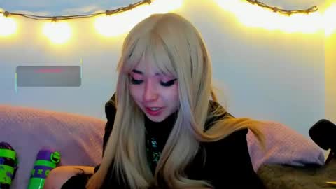 meowmelf online show from 07.03.26