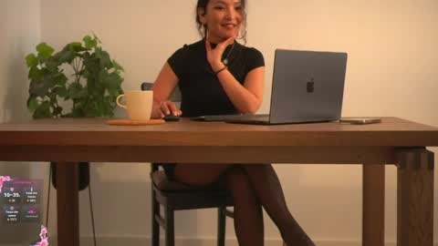 Next show on 03 Dec online show from 04.03.26