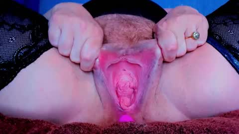 SOPHIE is the queen of squirt online show from 03.05.25