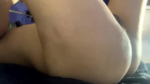 gurlnips online show from 12.10.24