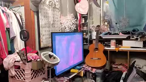 gurlnips online show from 01.13.25