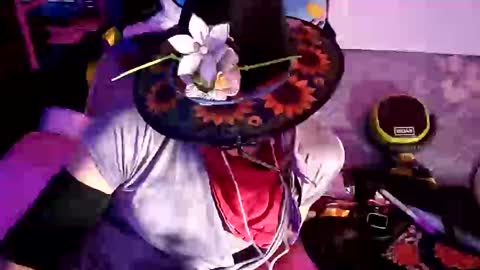 gurlnips online show from 01.20.25